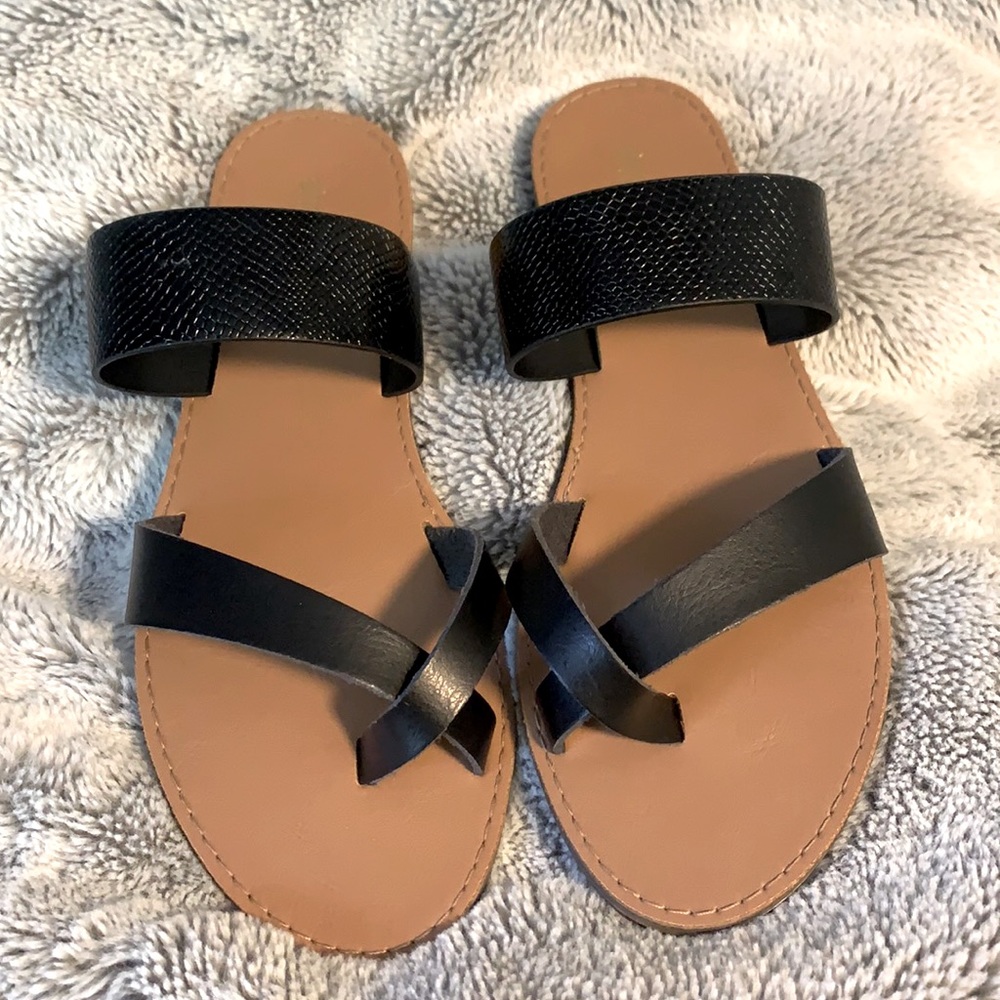 Black Thong Sandal